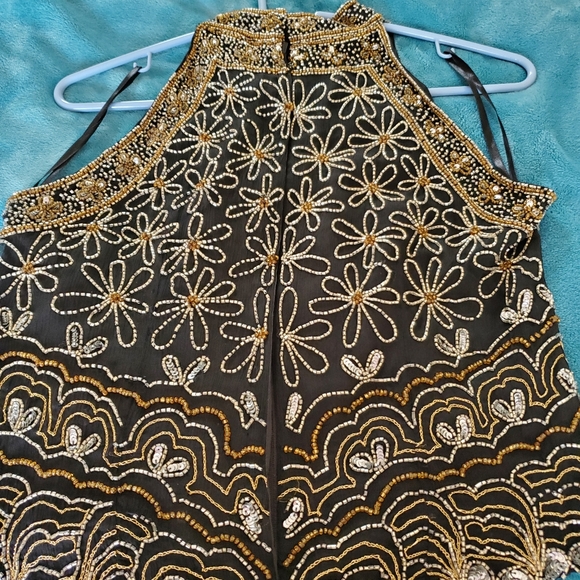 Beaded top. - Picture 3 of 5